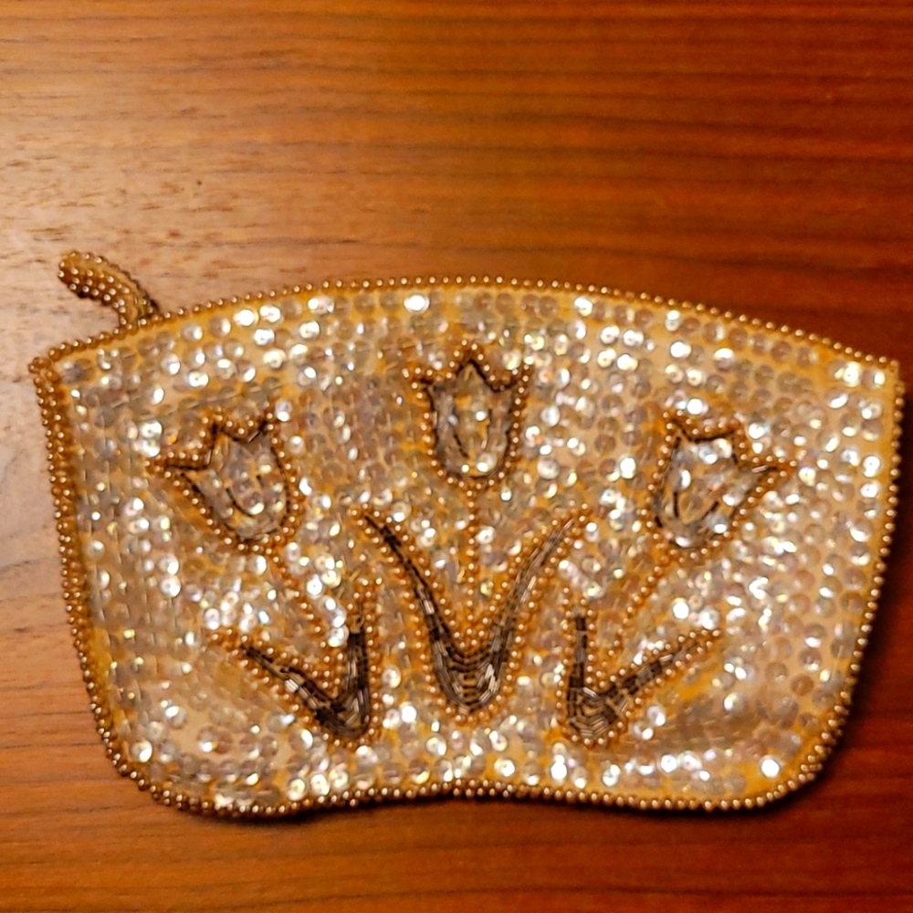 Debbie vintage sequinned coin purse 1950s flowers
